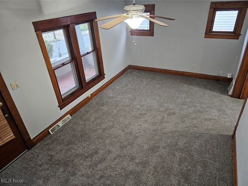 1098 Big Falls Avenue, Akron, OH 44310 Photo 7