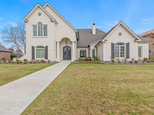 310 Sawgrass Lane , Broussard, LA 70518