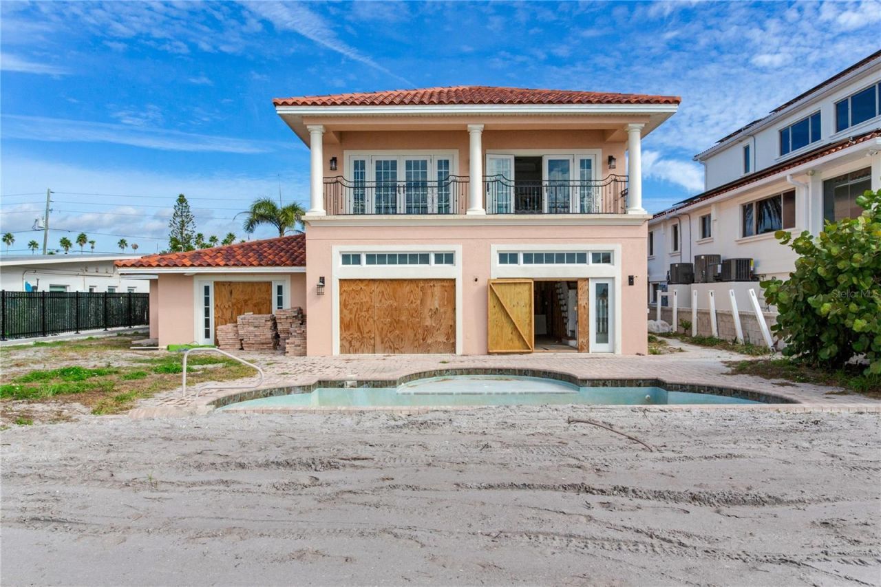 16116 Gulf Boulevard, Redington Beach, FL 33708 Photo