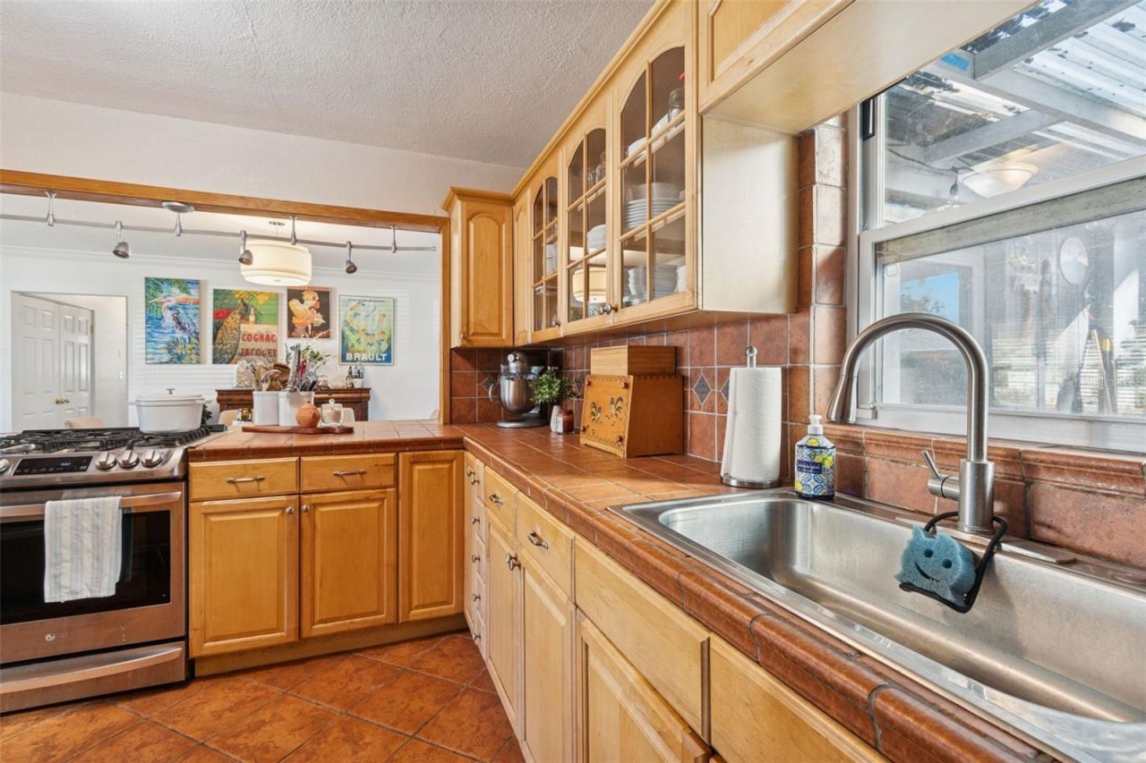 6260 23rd Terrace N, Saint Petersburg, FL 33710 Photo