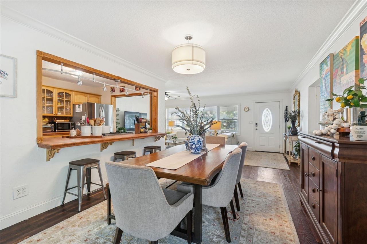 6260 23rd Terrace N, Saint Petersburg, FL 33710 Photo