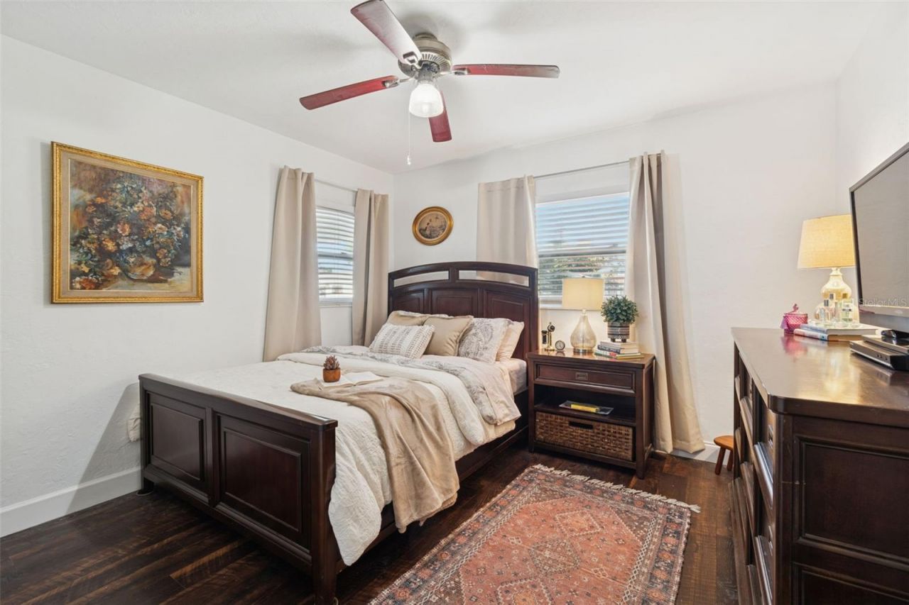 6260 23rd Terrace N, Saint Petersburg, FL 33710 Photo