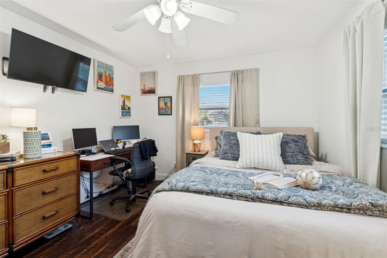 6260 23rd Terrace N, Saint Petersburg, FL 33710 Photo