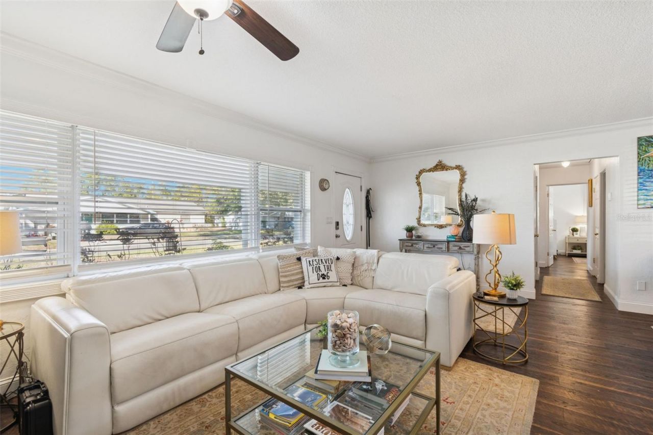 6260 23rd Terrace N, Saint Petersburg, FL 33710 Photo