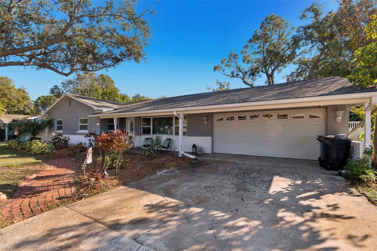 6260 23rd Terrace N, Saint Petersburg, FL 33710 Photo