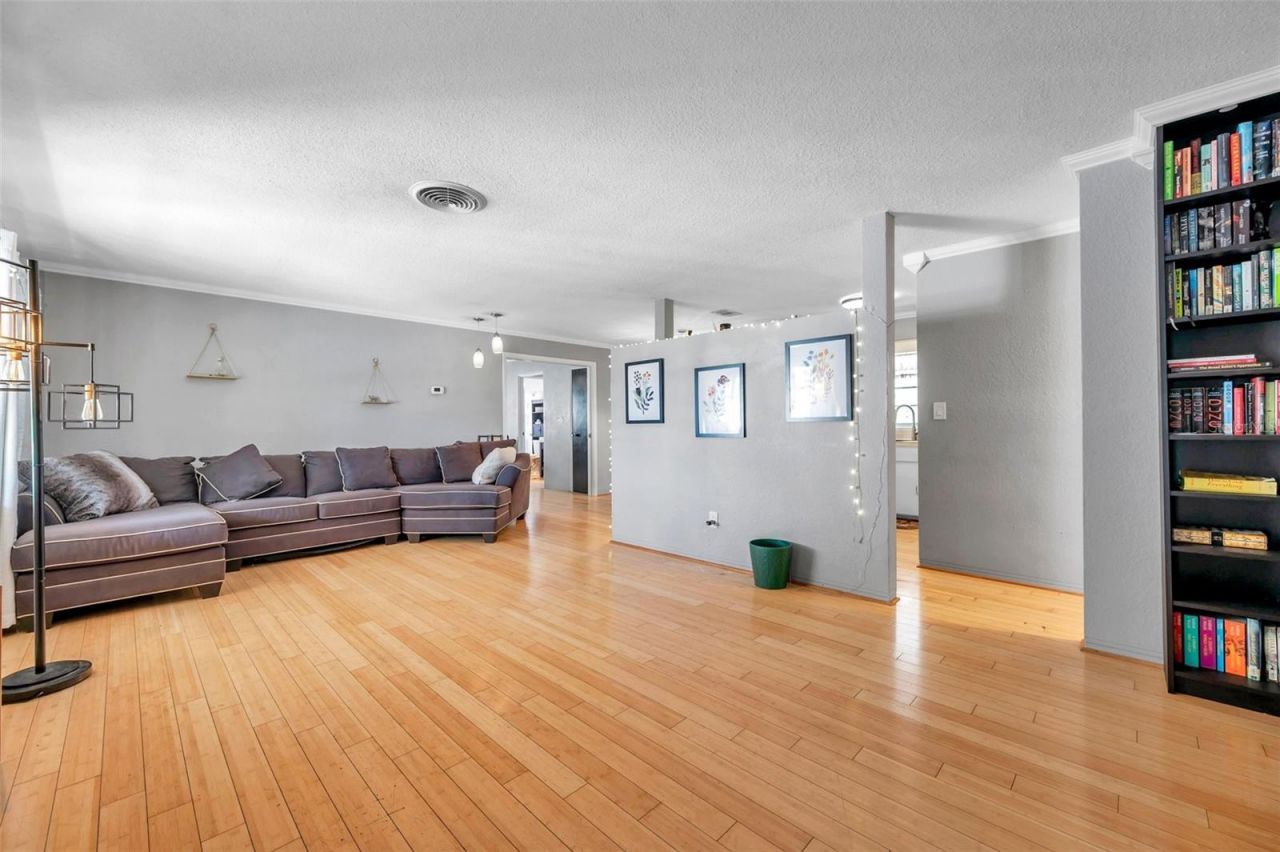 2825 60th Street N, Saint Petersburg, FL 33710 Photo