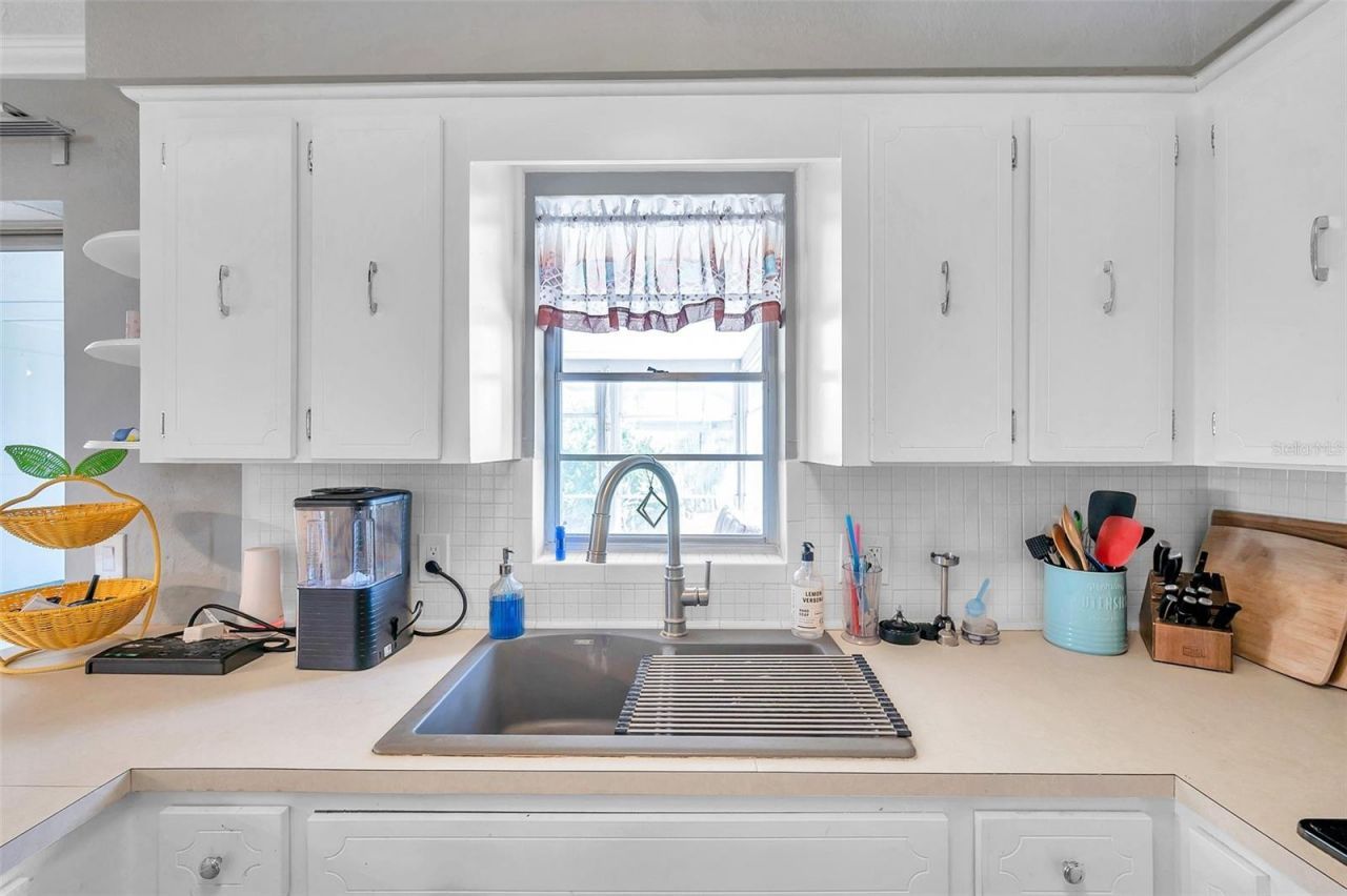 2825 60th Street N, Saint Petersburg, FL 33710 Photo