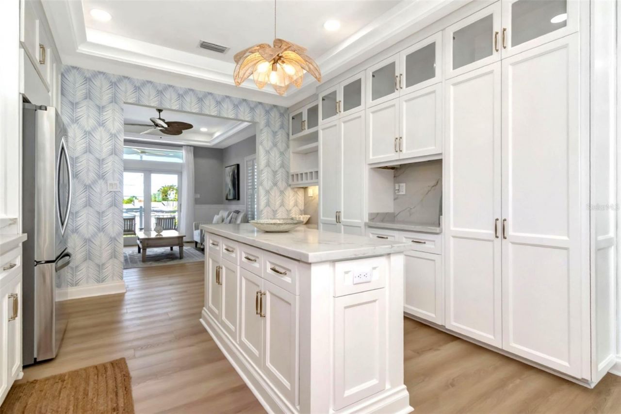 644 Boca Ciega Isle Drive, Saint Pete Beach, FL 33706 Photo