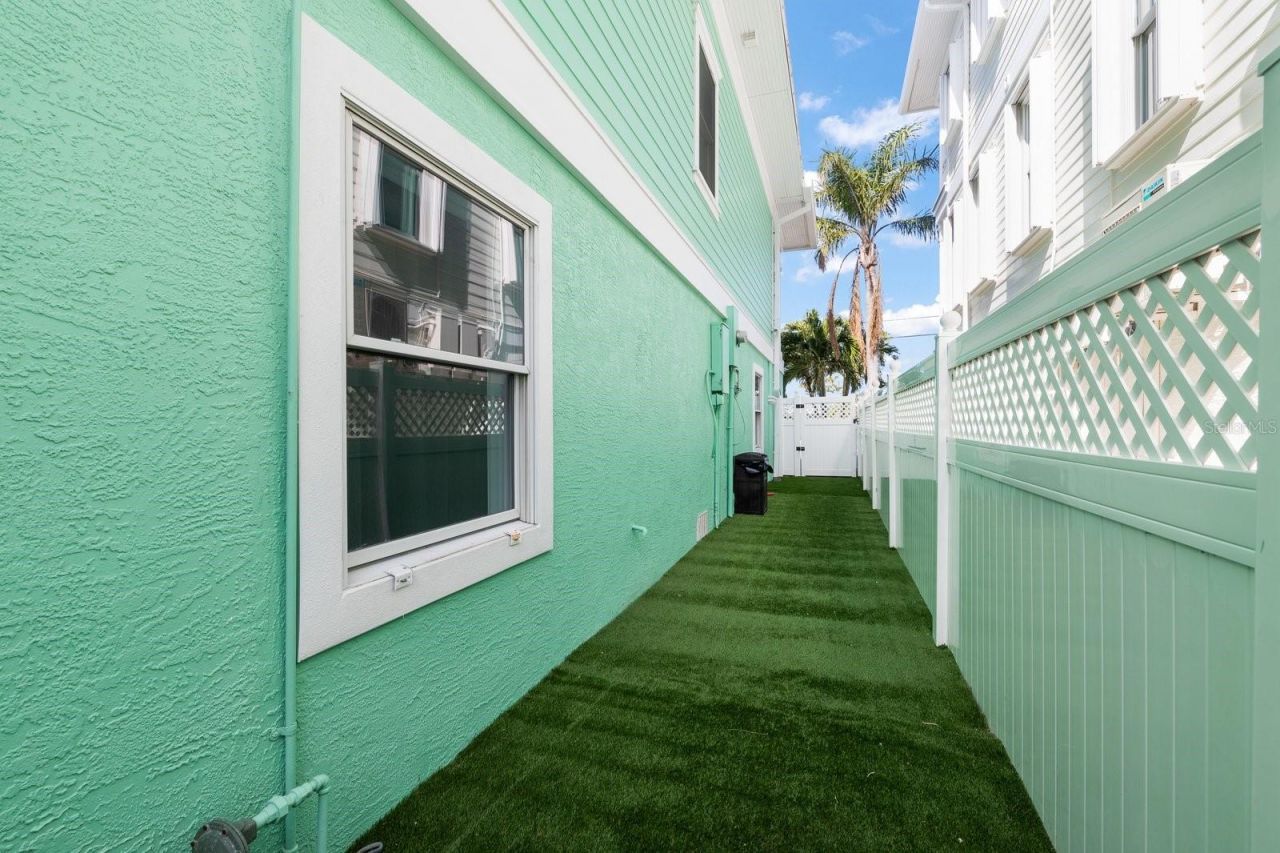 644 Boca Ciega Isle Drive, Saint Pete Beach, FL 33706 Photo