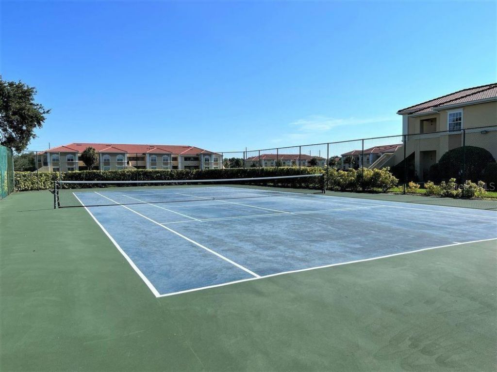 1000 Villagio Circle, Unit 205, Sarasota, FL 34237 Photo