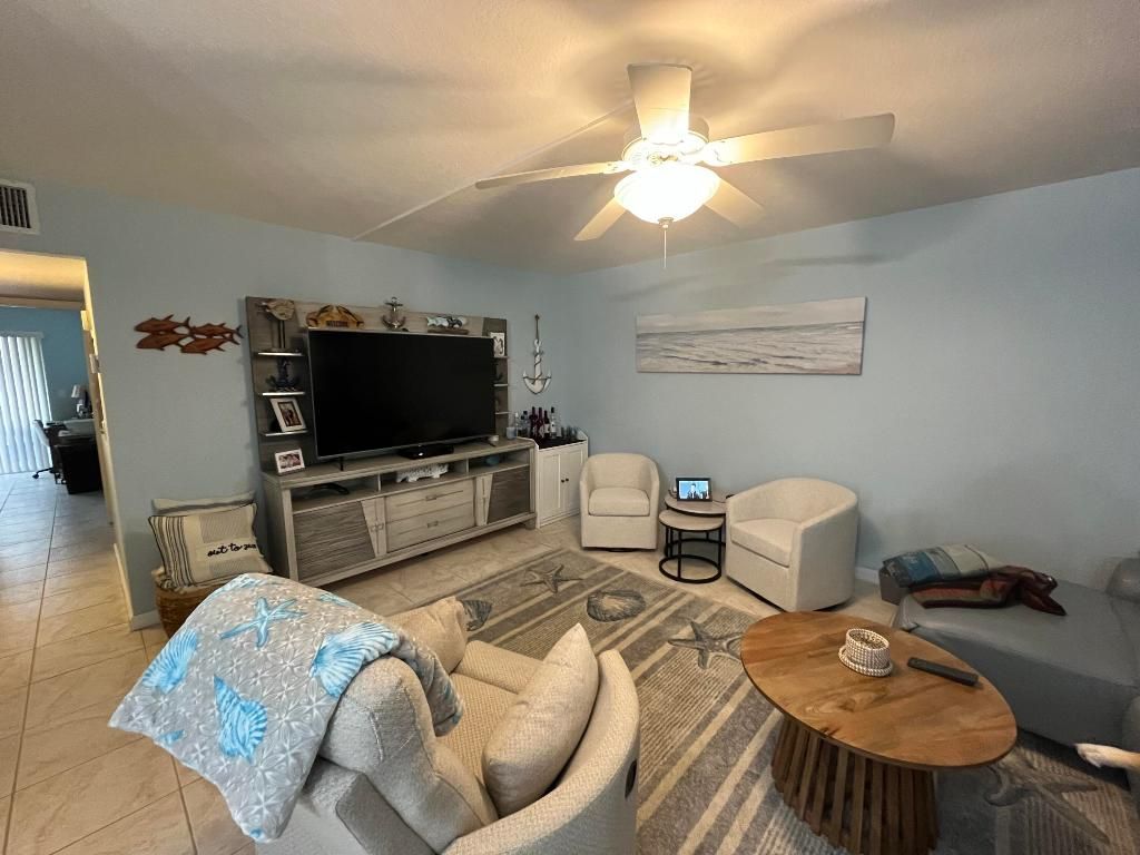 161 Saxony D, Delray Beach, FL 33446 Photo