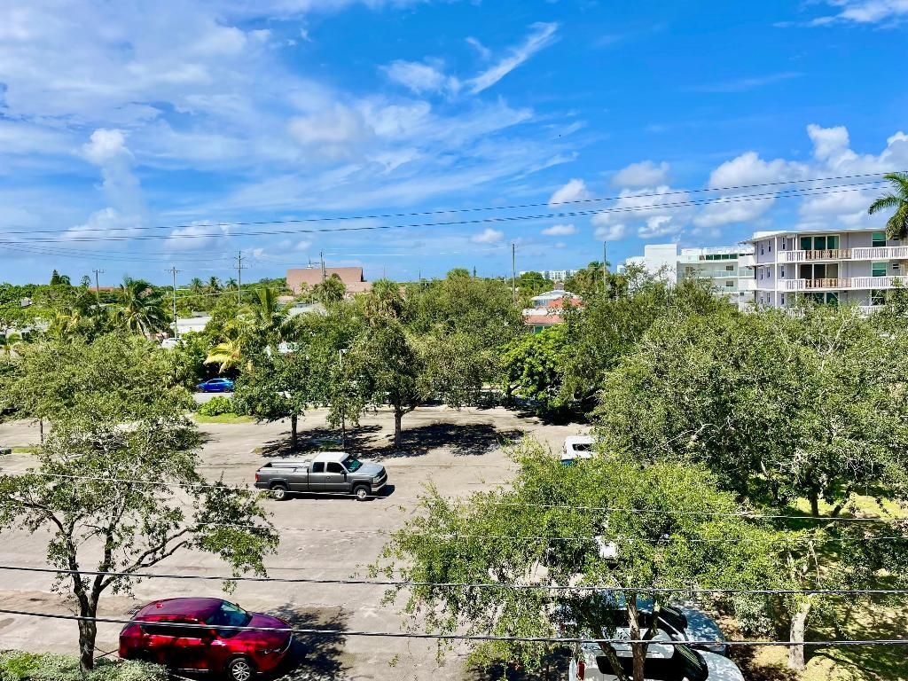 15 S Golfview Road, Unit 403, Lake Worth Beach, FL 33460 Photo