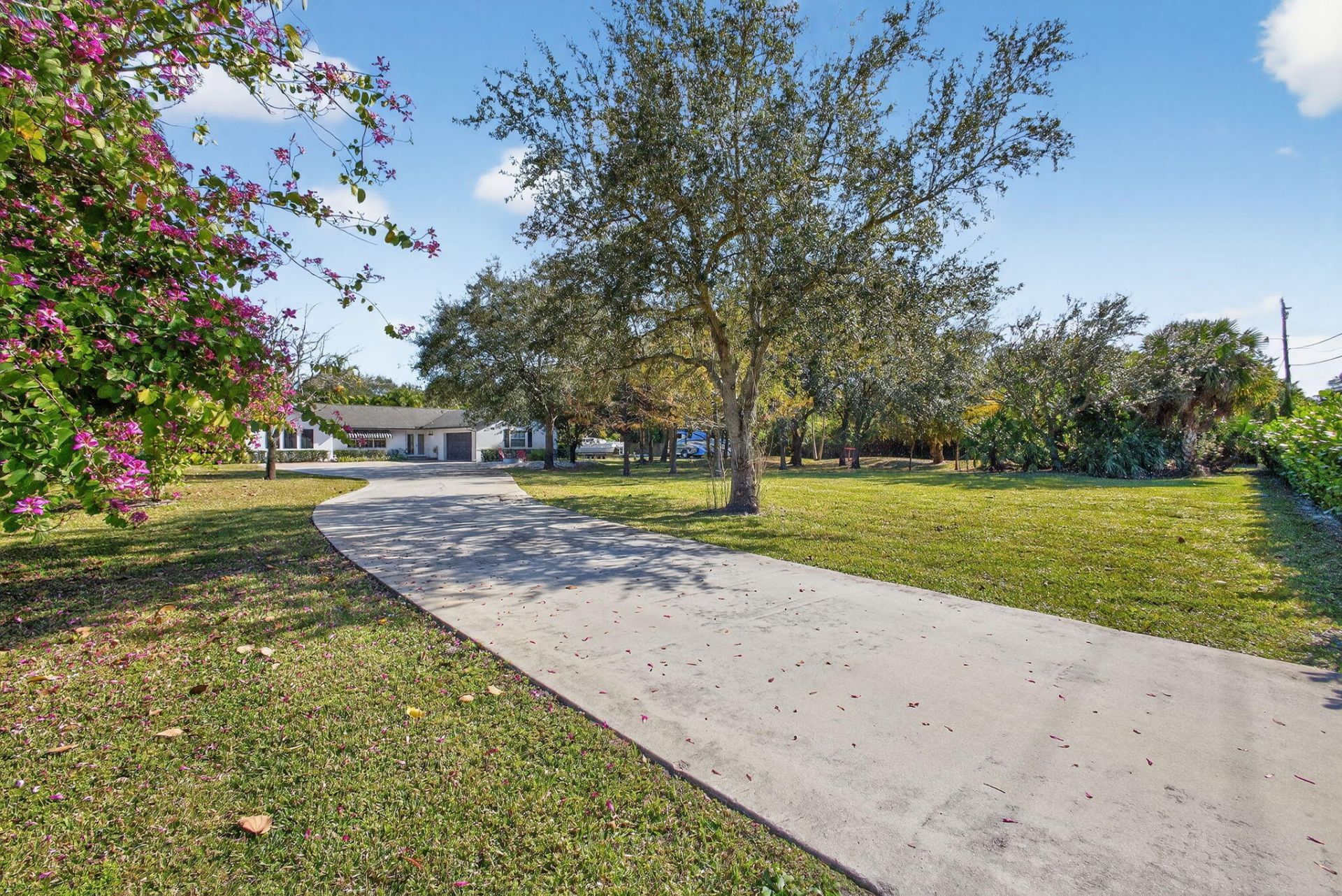 8218 S Elizabeth Avenue, Palm Beach Gardens, FL 33418 Photo