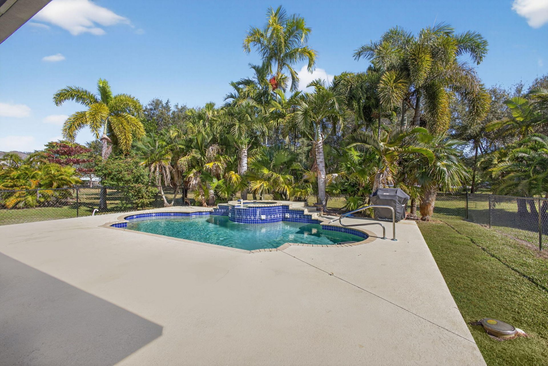 8218 S Elizabeth Avenue, Palm Beach Gardens, FL 33418 Photo