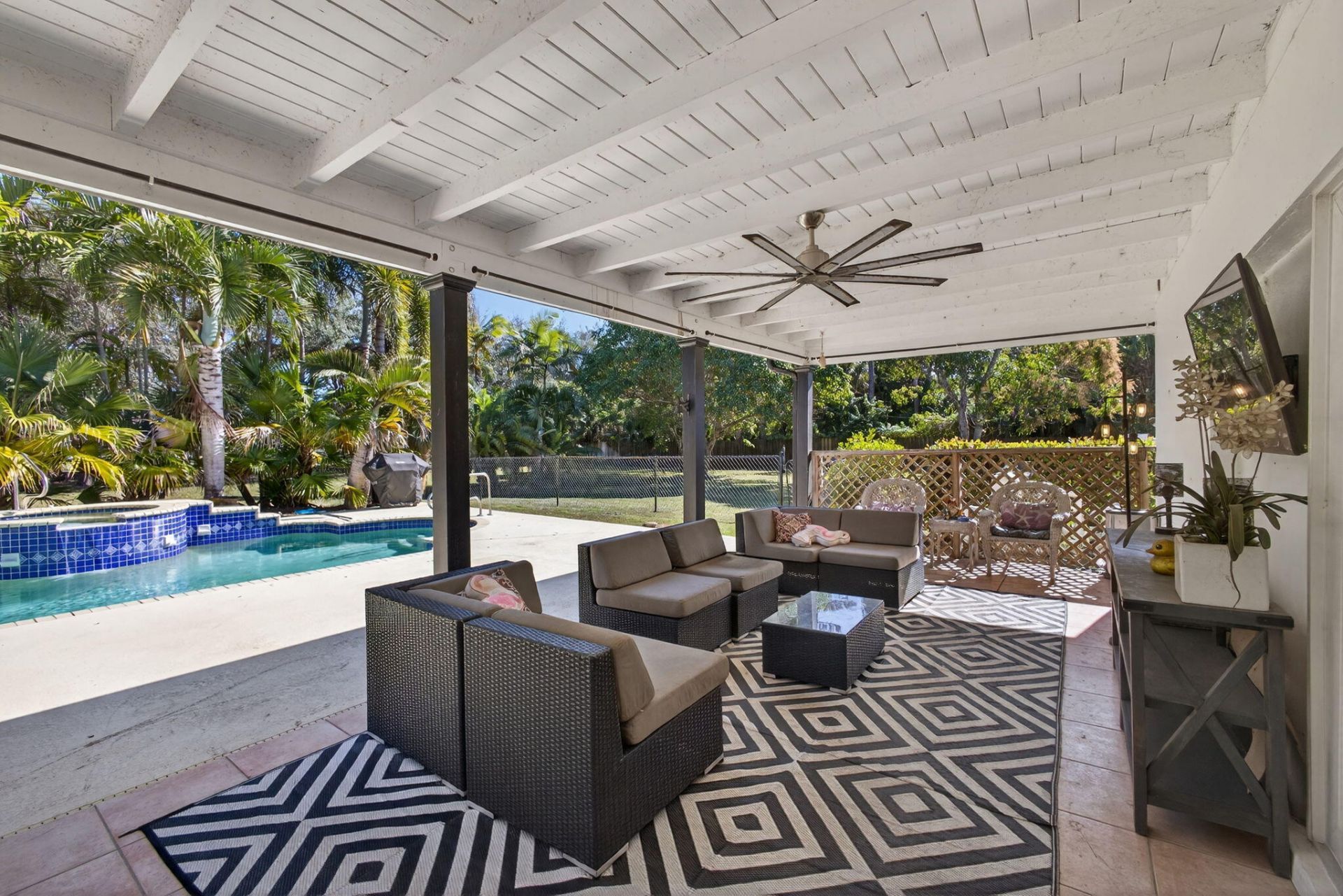 8218 S Elizabeth Avenue, Palm Beach Gardens, FL 33418 Photo