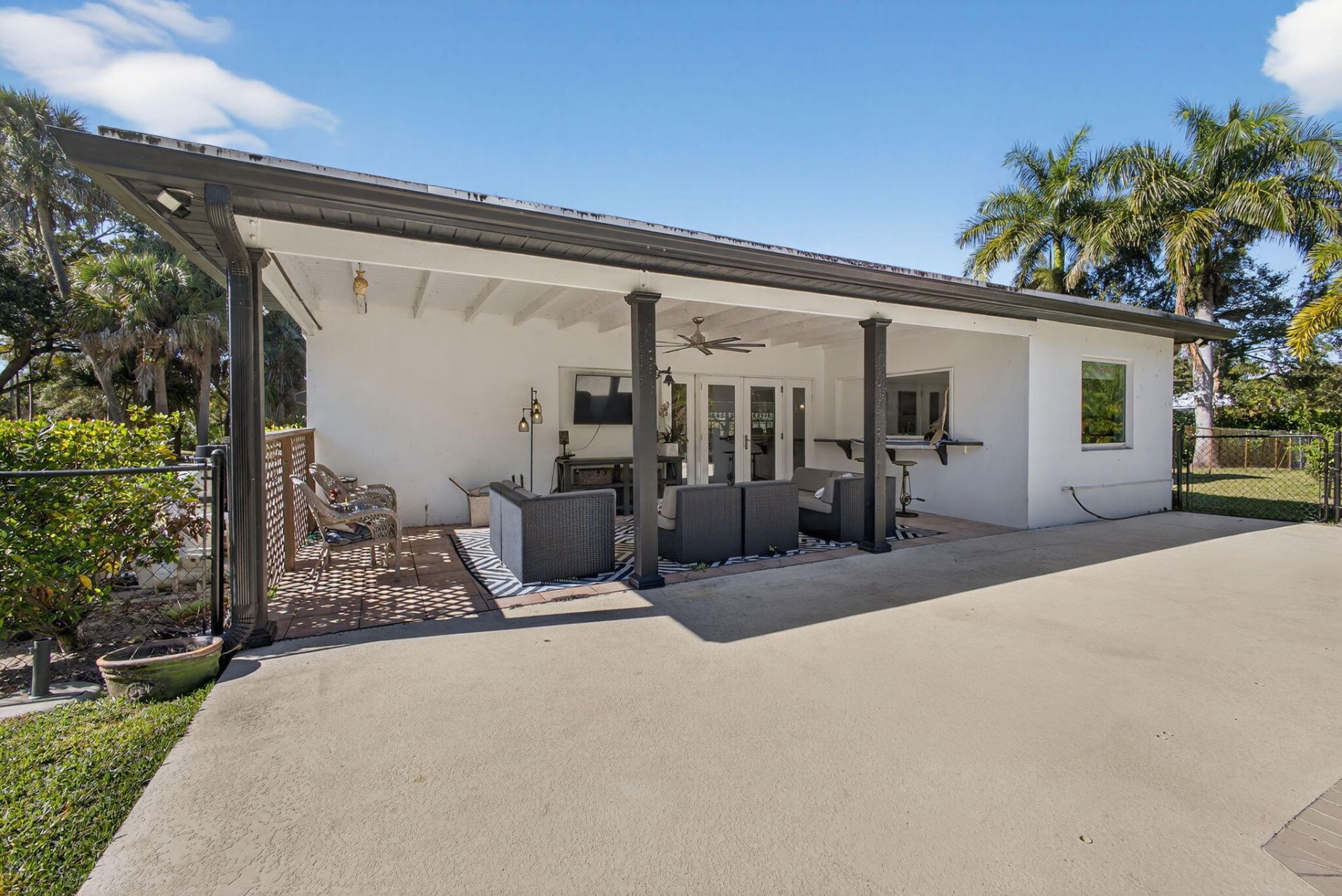 8218 S Elizabeth Avenue, Palm Beach Gardens, FL 33418 Photo