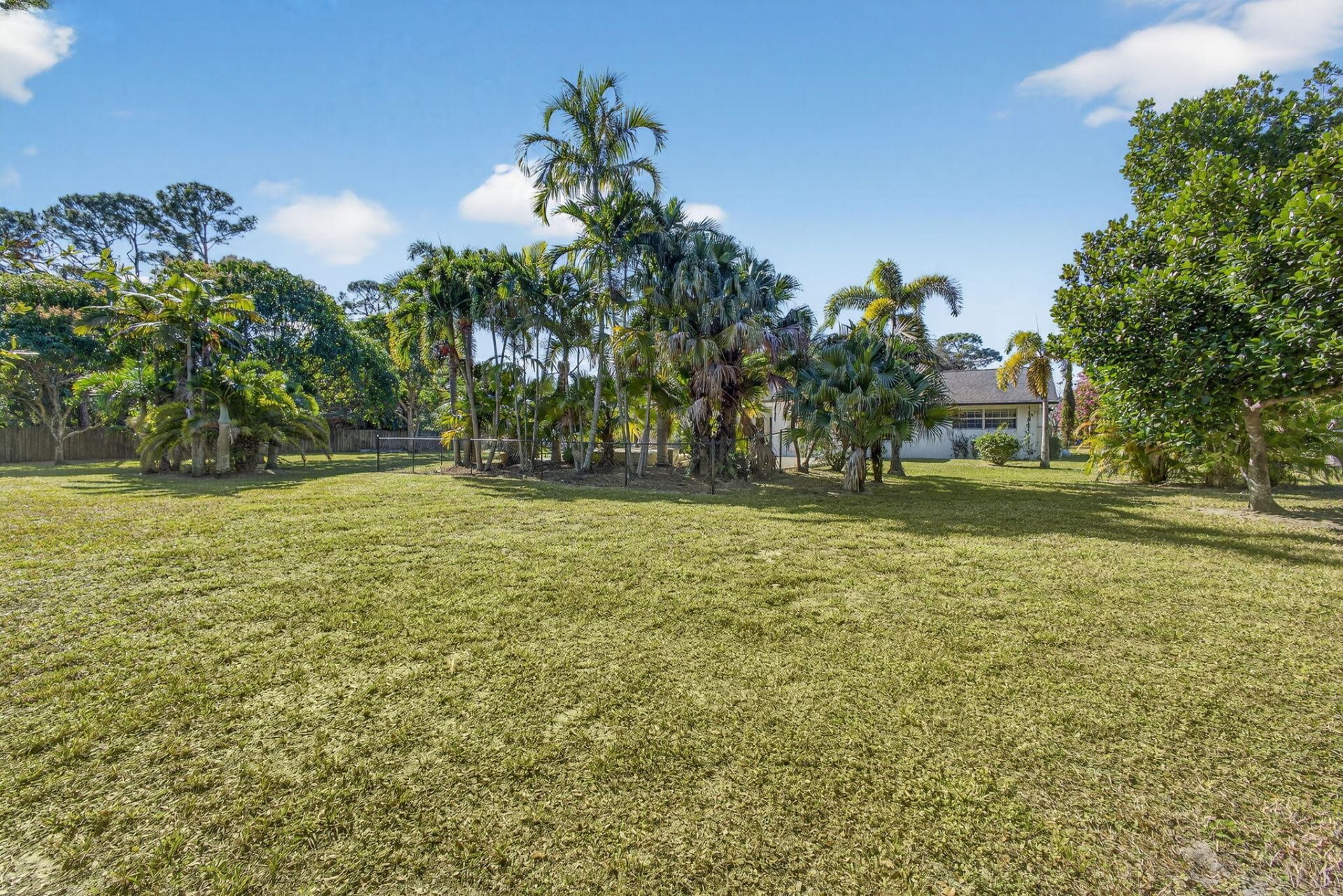 8218 S Elizabeth Avenue, Palm Beach Gardens, FL 33418 Photo