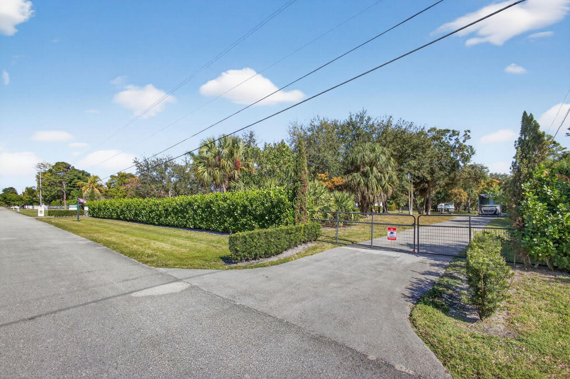 8218 S Elizabeth Avenue, Palm Beach Gardens, FL 33418 Photo