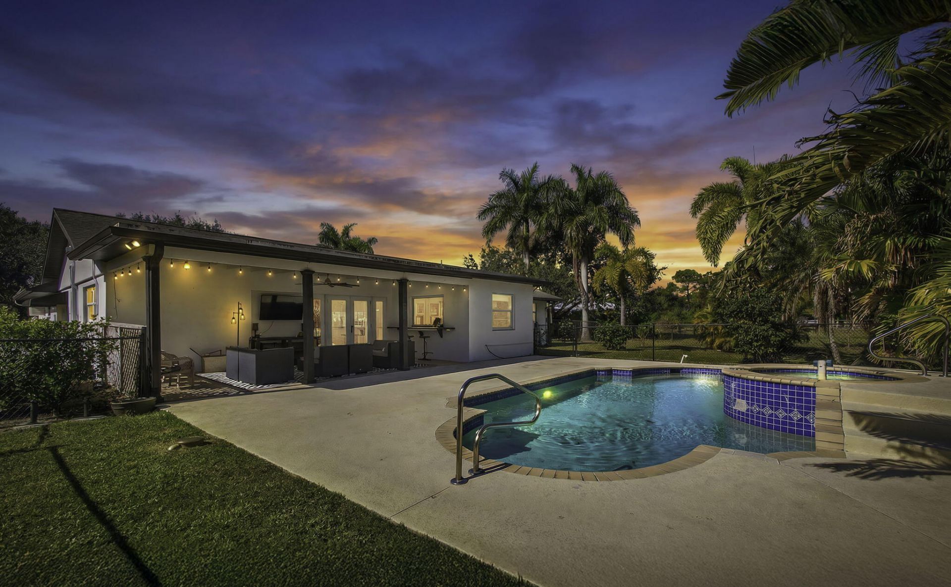 8218 S Elizabeth Avenue, Palm Beach Gardens, FL 33418 Photo