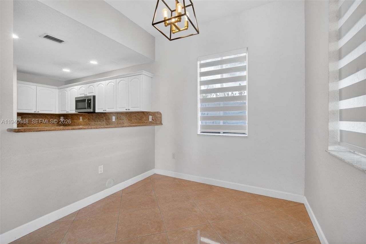 1501 SW 154th Ct, Miami, FL 33194 Photo