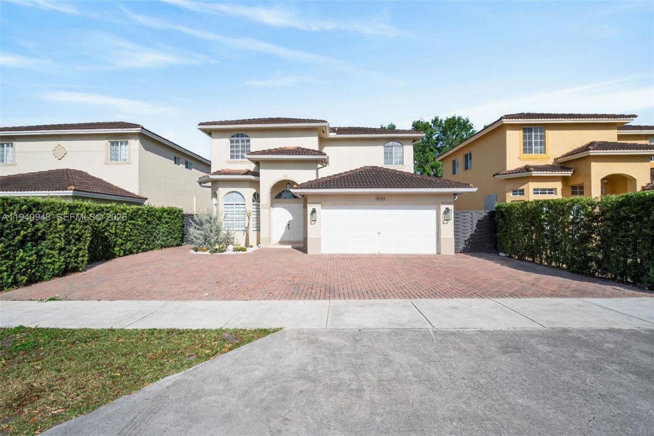 1501 SW 154th Ct, Miami, FL 33194 Photo