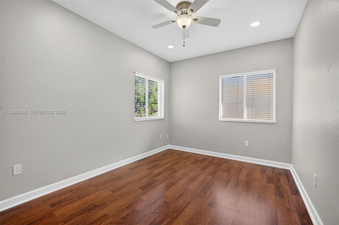 1501 SW 154th Ct, Miami, FL 33194 Photo