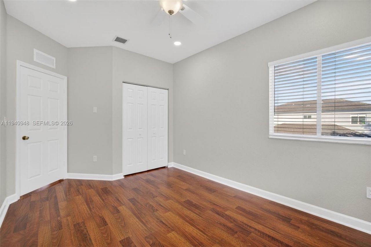 1501 SW 154th Ct, Miami, FL 33194 Photo