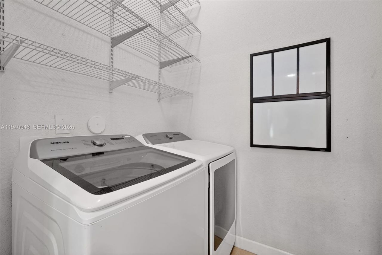 1501 SW 154th Ct, Miami, FL 33194 Photo