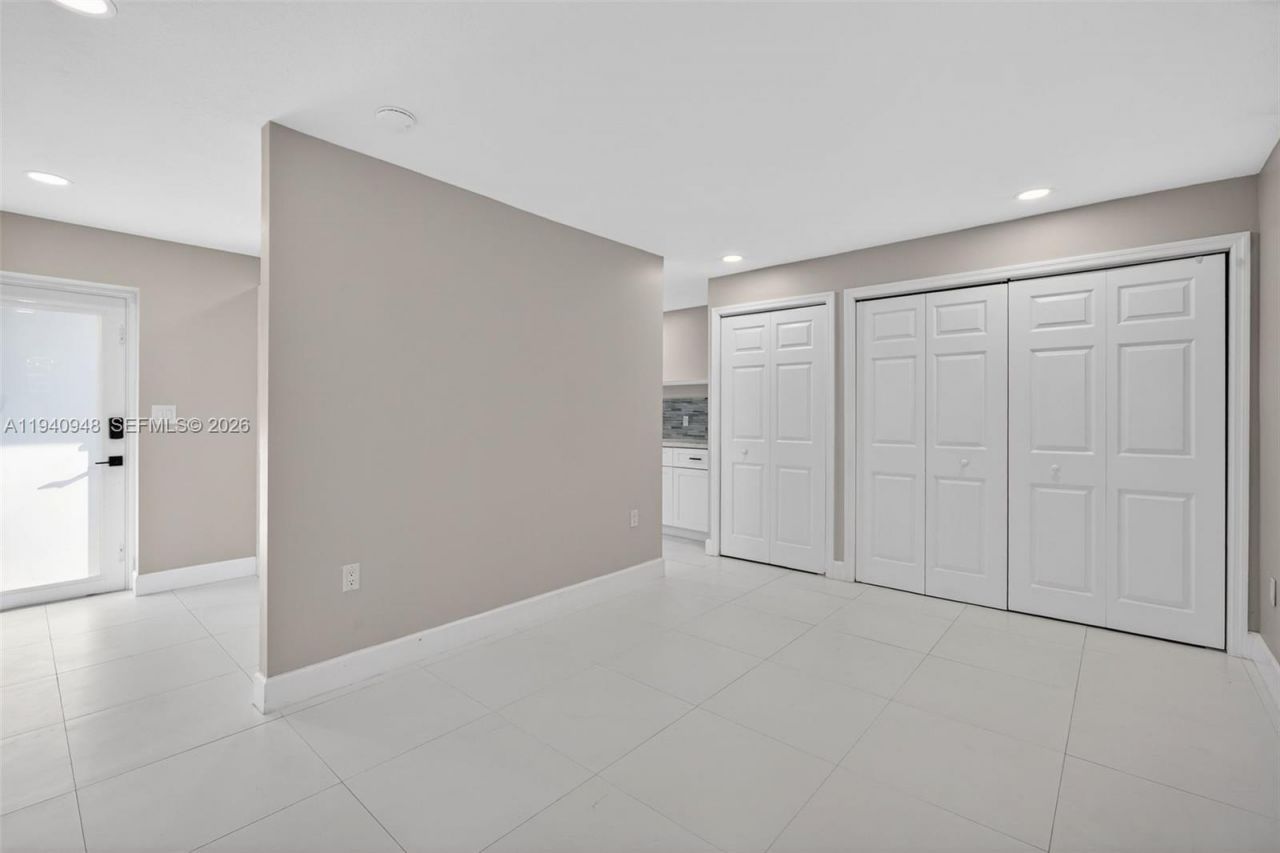 1501 SW 154th Ct, Miami, FL 33194 Photo