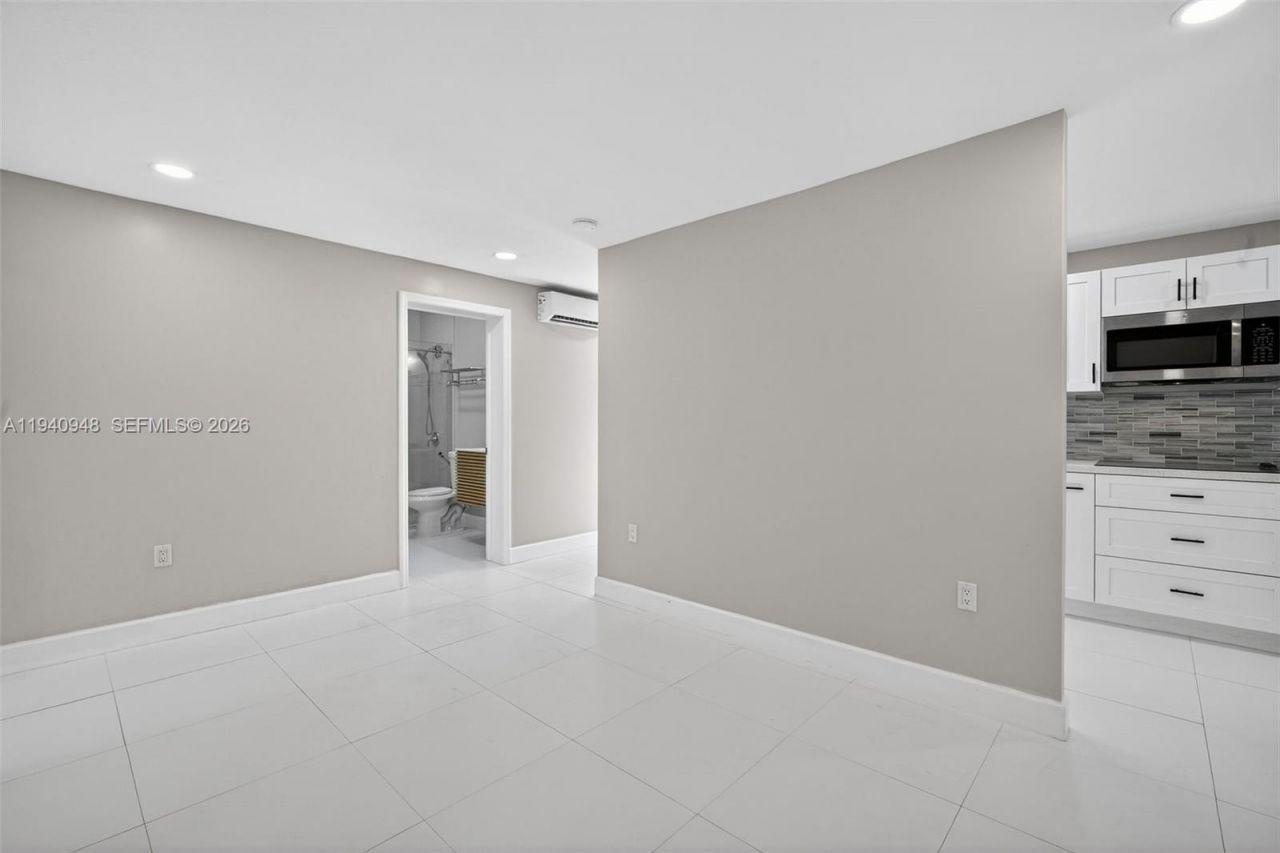 1501 SW 154th Ct, Miami, FL 33194 Photo