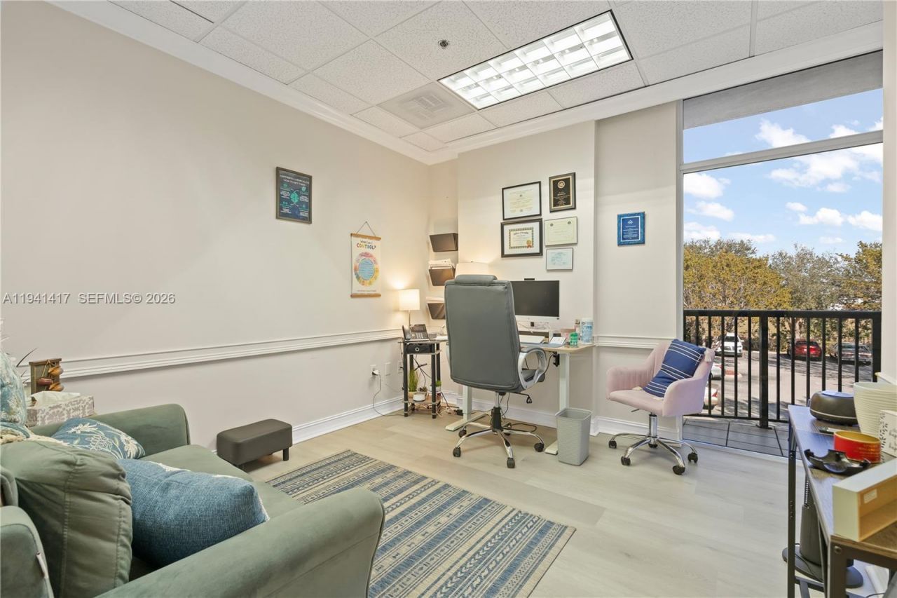 5803 NW 151st St, Unit 200-B, Miami Lakes, FL 33014 Photo