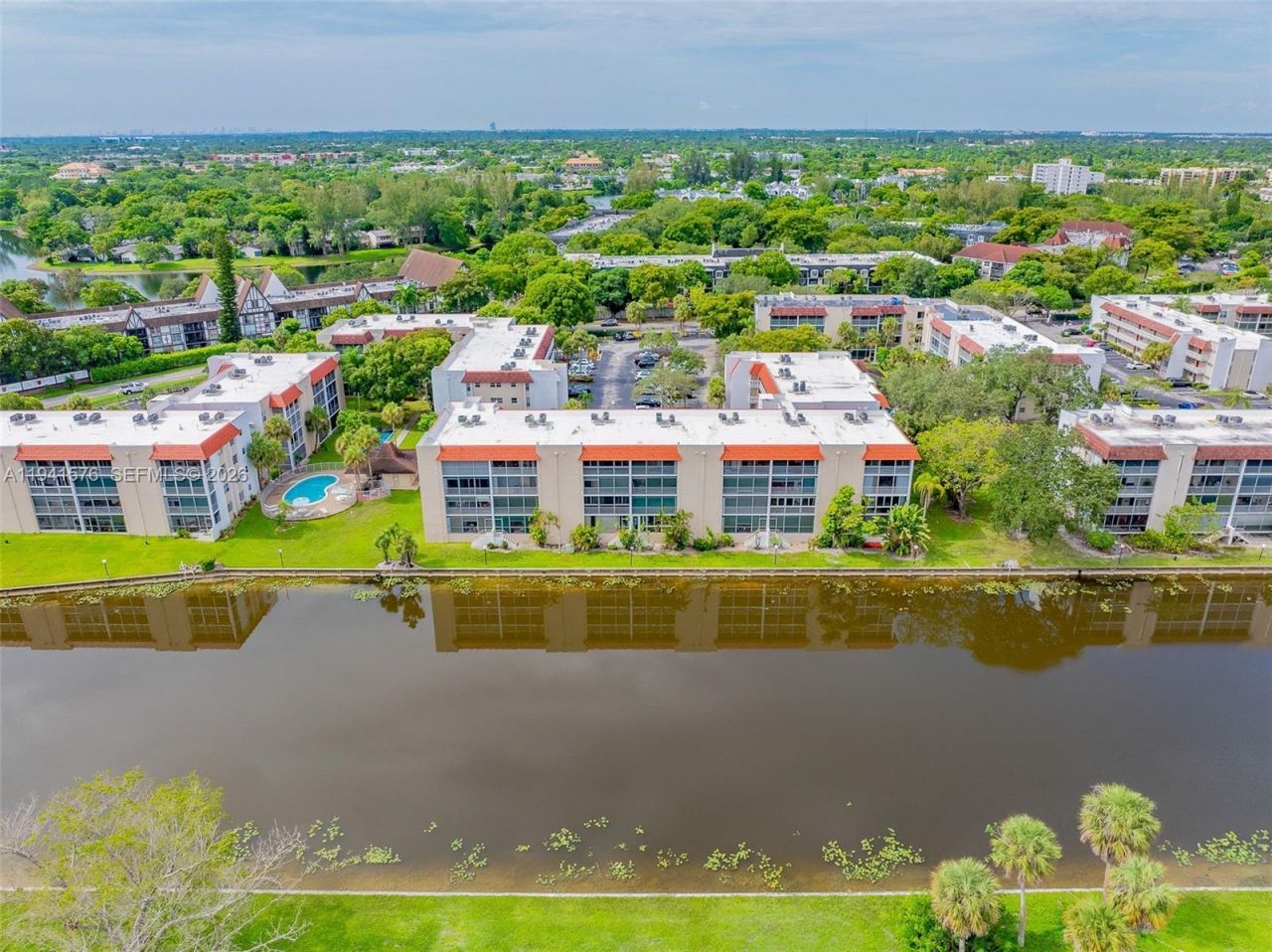 3581 Inverrary Dr, Unit 308, Lauderhill, FL 33319 Photo