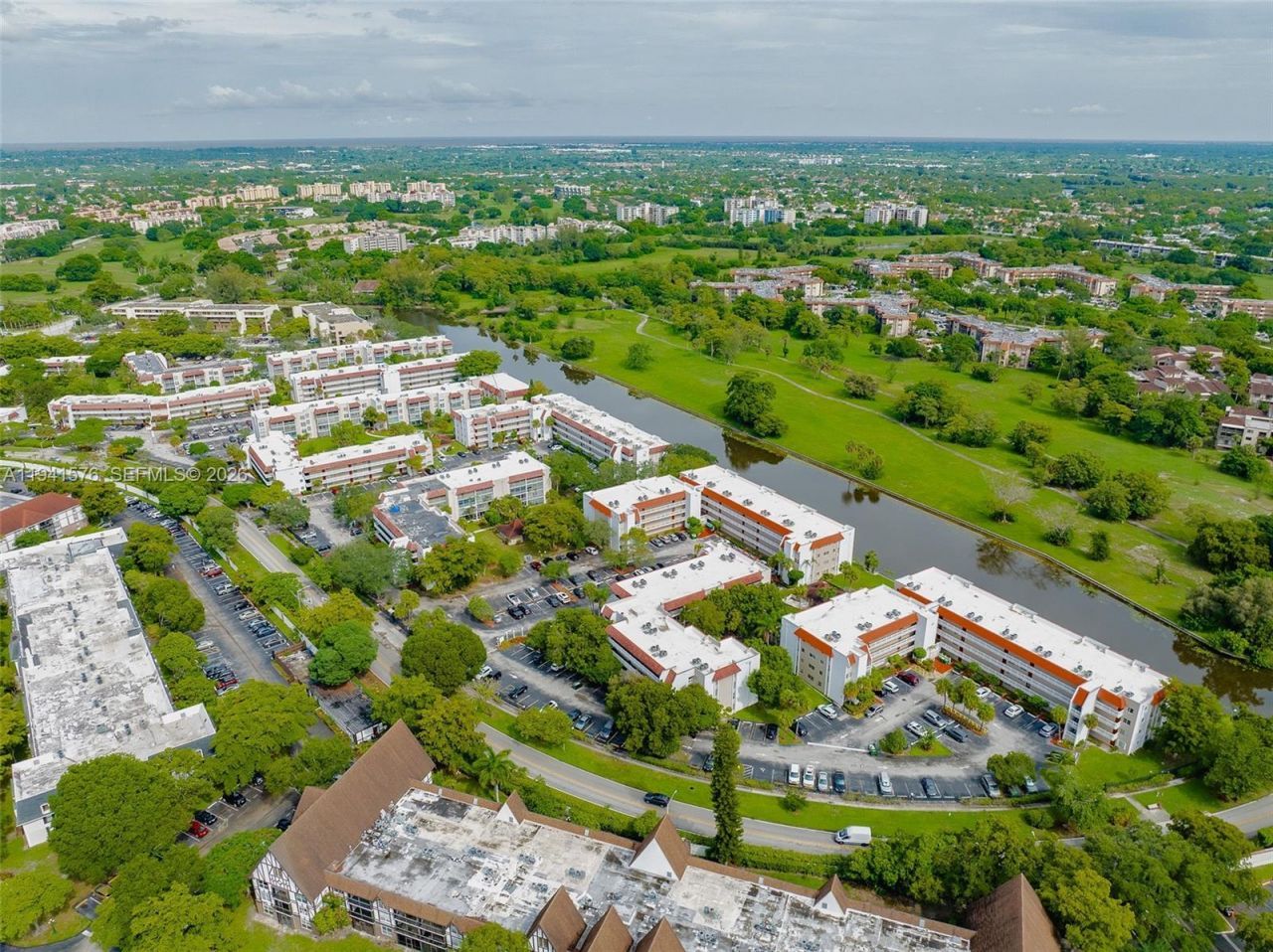 3581 Inverrary Dr, Unit 308, Lauderhill, FL 33319 Photo