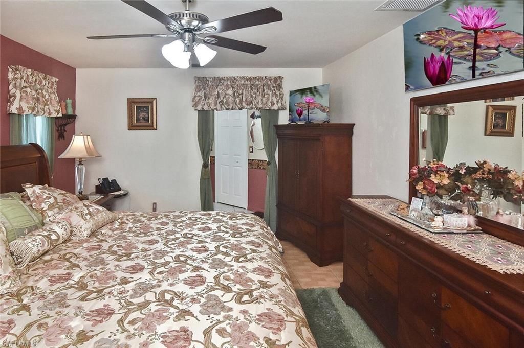 725 Milwaukee Blvd, Lehigh Acres, FL 33974 Photo