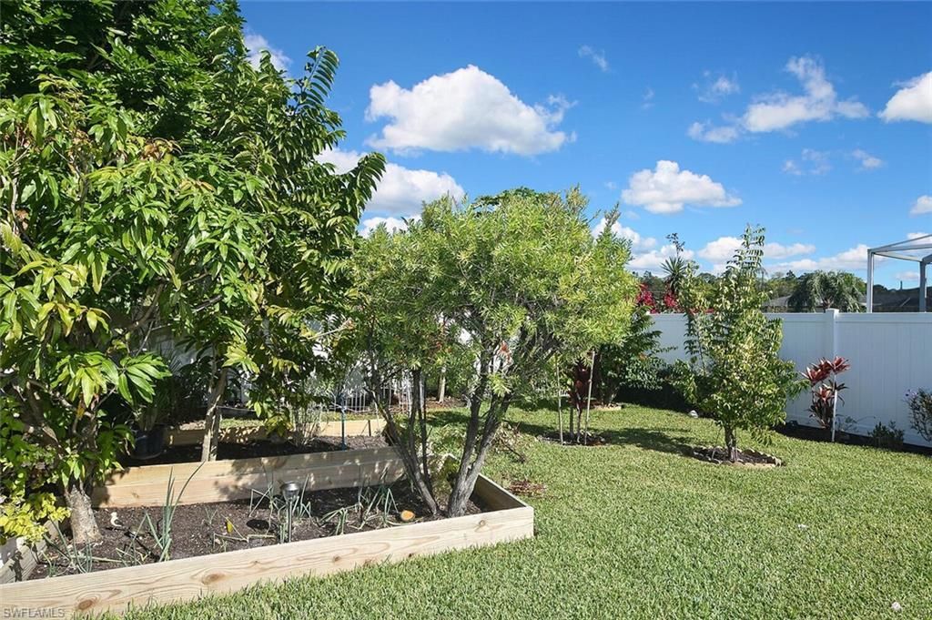 725 Milwaukee Blvd, Lehigh Acres, FL 33974 Photo