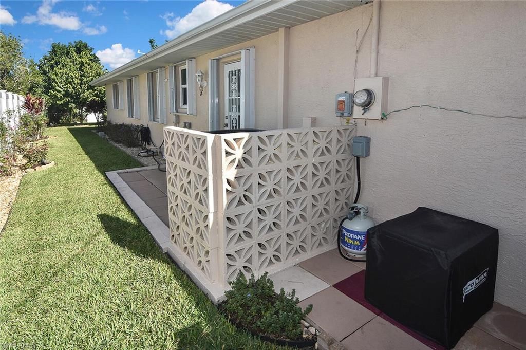 725 Milwaukee Blvd, Lehigh Acres, FL 33974 Photo