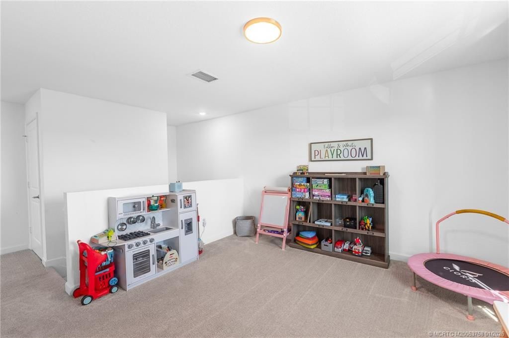 6300 NW Leafmore Lane, Port Saint Lucie, FL 34987 Photo