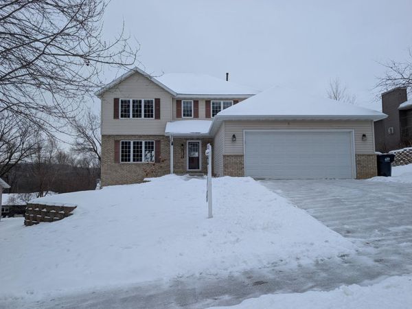 2114 Ponderosa Drive SW, Rochester, MN 55902