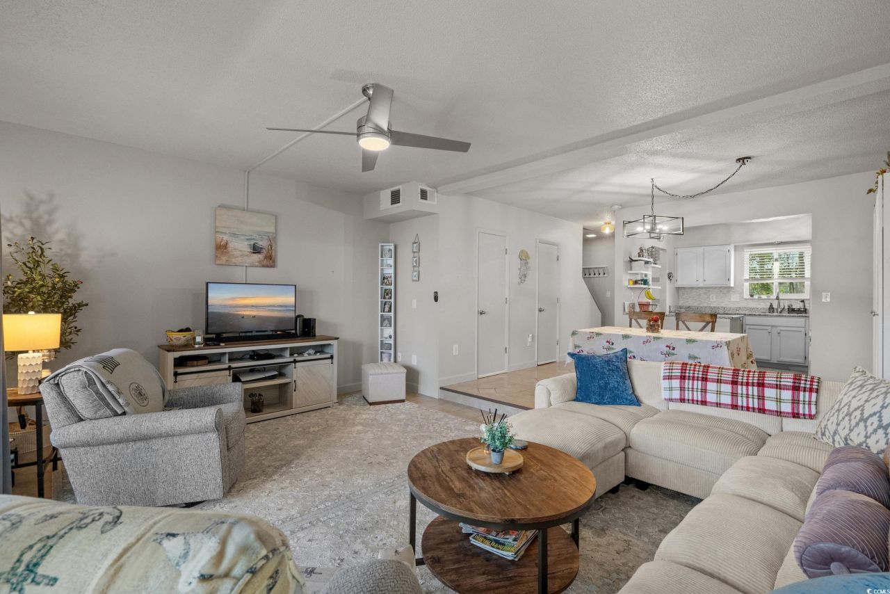 838 Villa Dr. Photo 13