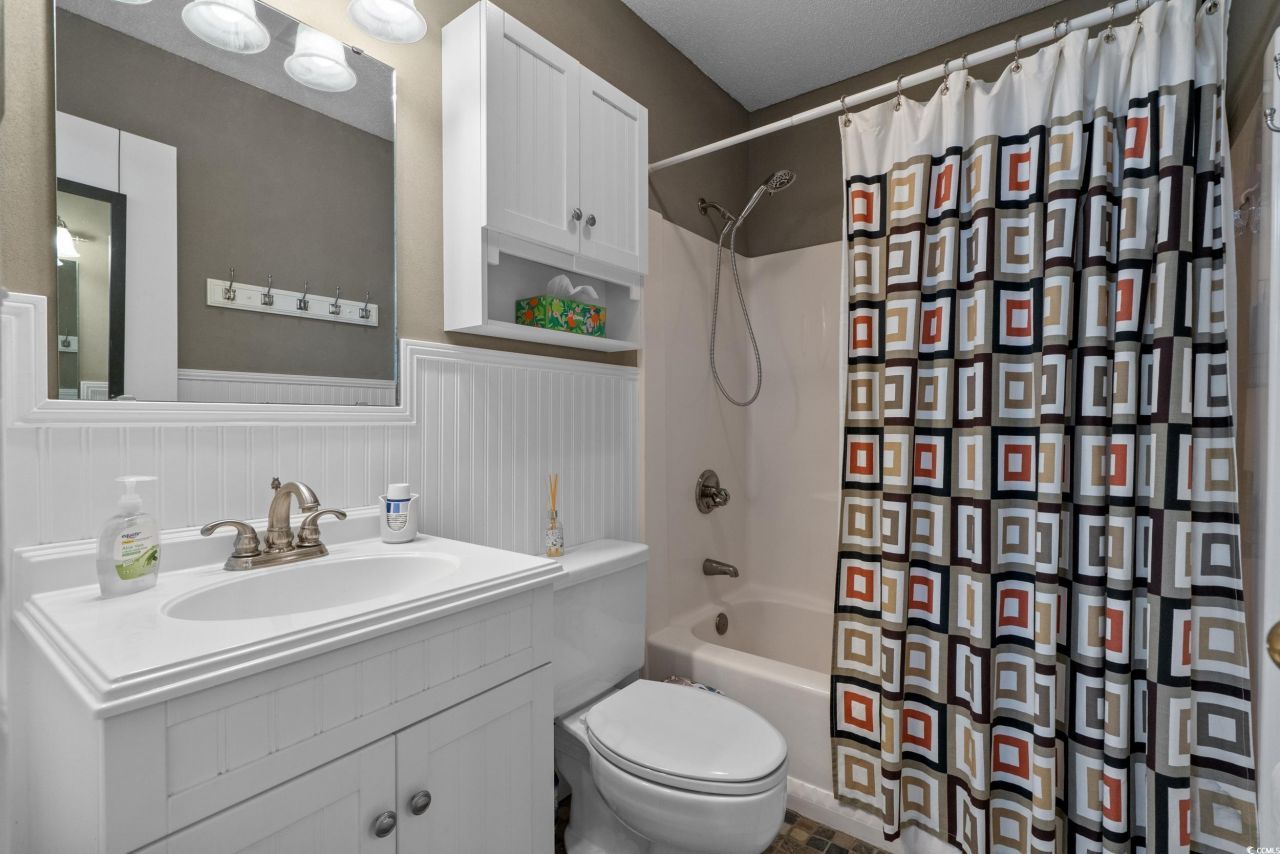 838 Villa Dr. Photo 23