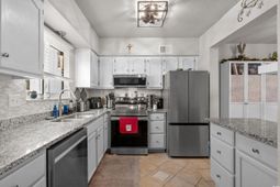 838 Villa Dr. photo 4