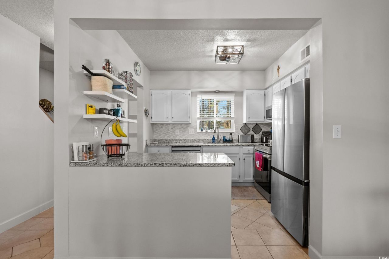 838 Villa Dr. Photo 6