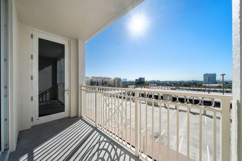 511 SE 5th Avenue, Unit 707, Fort Lauderdale, FL 33301 Photo