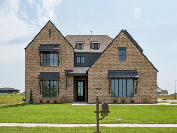 14525 S Delaware Place, Bixby, OK 74008