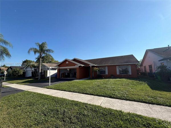 10378 Welleby Isles Blvd , Sunrise, FL 33351