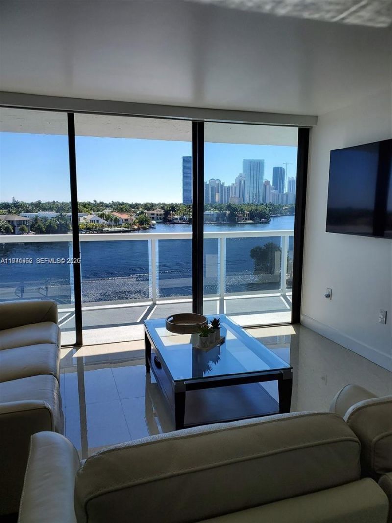 20515 E Country Club Dr, Unit 644, Aventura, FL 33180 Photo