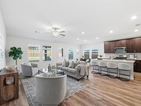 10424 Colina Drive, Fort Worth, TX 76126