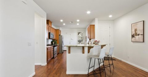 7925 Peak Forest Way, Elk Grove, CA 95757 Photo