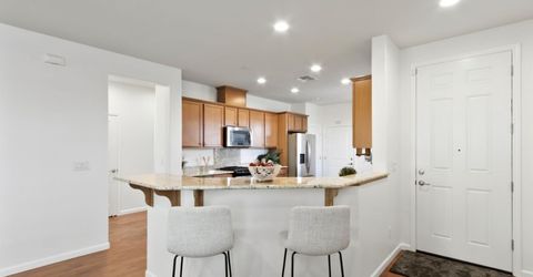7925 Peak Forest Way, Elk Grove, CA 95757 Photo