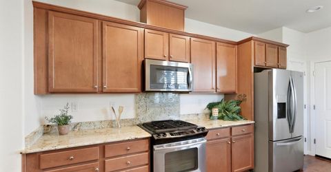 7925 Peak Forest Way, Elk Grove, CA 95757 Photo